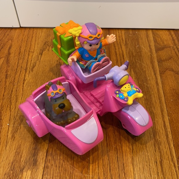 Fisher-Price Toys Fisher Price Little People Sarah Lynn Her